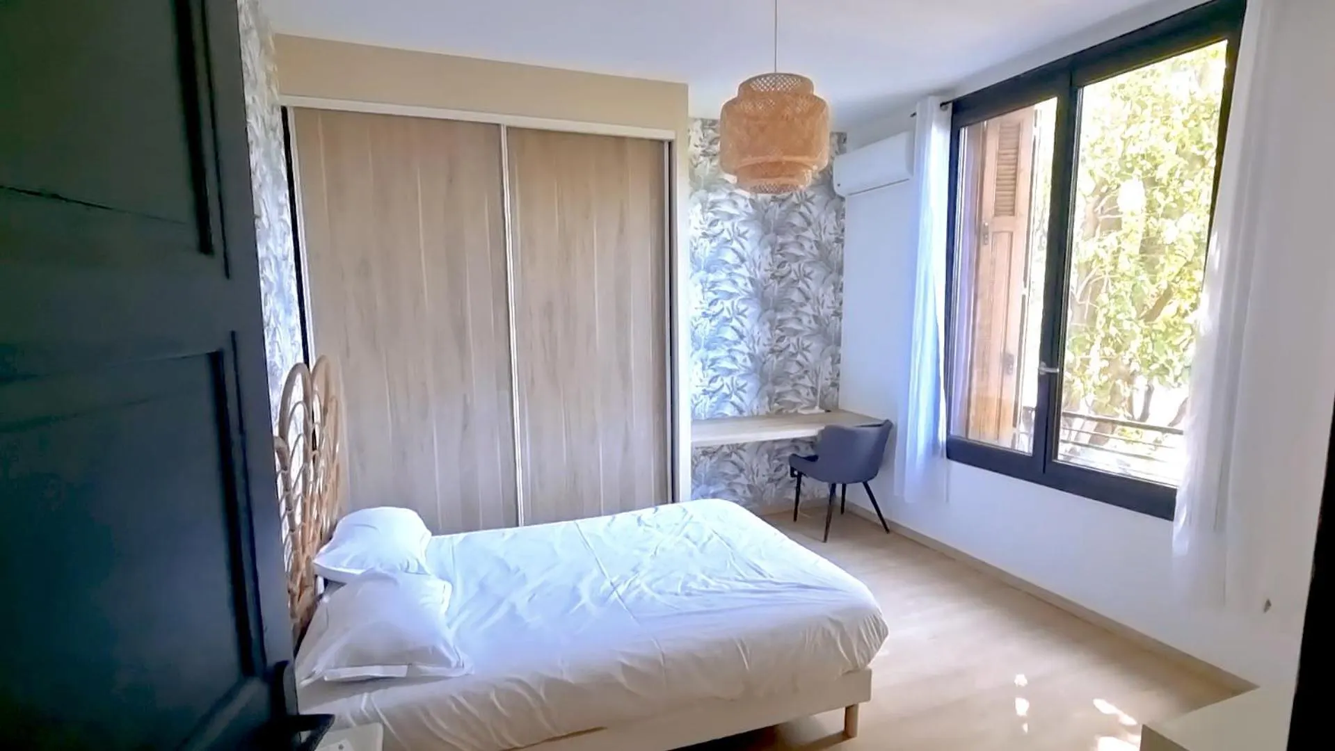 Дом отдыха Maison De Caractere En Plein Coeur De La Provence Авиньон